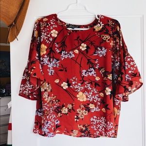 Gorgeous ruffle sleeved blouse